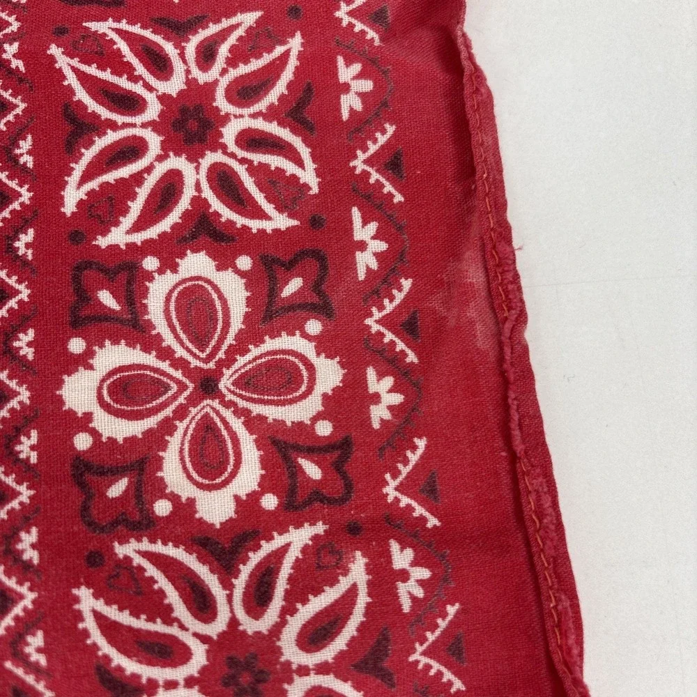 Vtg‎ Bandana 1970's Fast Color Red 100% Cotton Made In USA Western RN 13962 READ